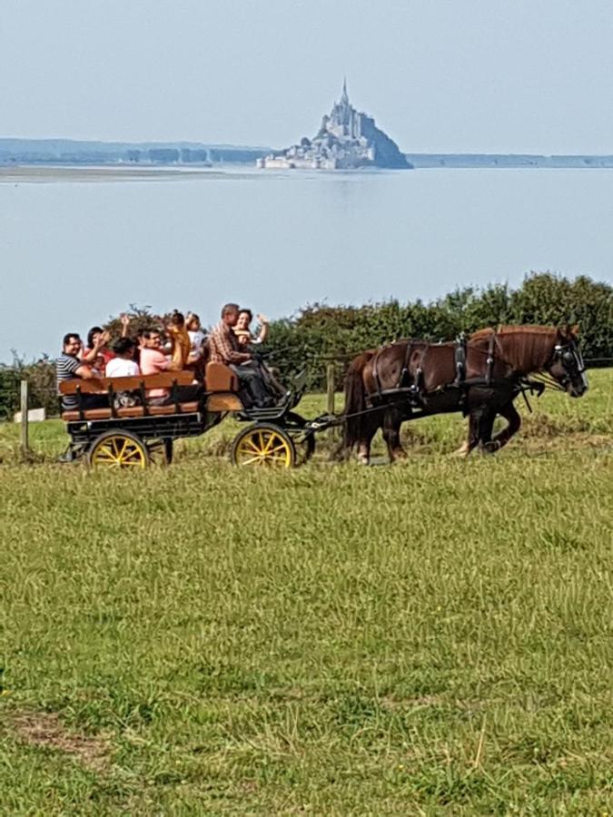 Chez Jollyjune, A Moins D'Une Heure Du Mont Saint Michel Champeaux Екстер'єр фото